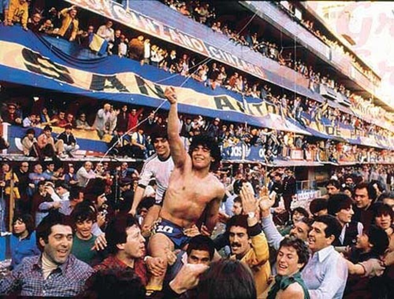 Diego Maradona — Boca Juniors, Torneo Metropolitano 1981 (public domain / El Gráfico / Wikimedia Commons)